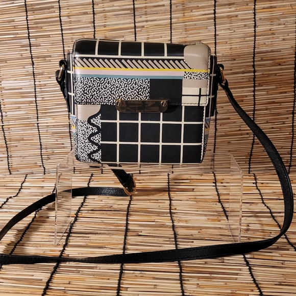 Rare & Other Stories Women's Bold Graphic Leather Crossbody Bag - Picture 2 of 6